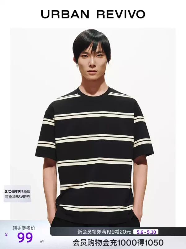 O1CN013IC3Hb2FYaxIgizHz_2104668892.jpg_q50.jpg_.webp UR2026夏季新款男装简约撞色条纹情侣圆领宽松短袖t恤UMB460004