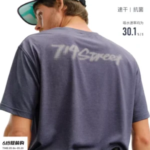 O1CN01xSttOq1CXGmeIhd8H_2200972470090.jpg_q50.jpg_.webp 714street轻量化肌理感反光印花运动短袖夏季7A抗菌吸湿速干T恤男